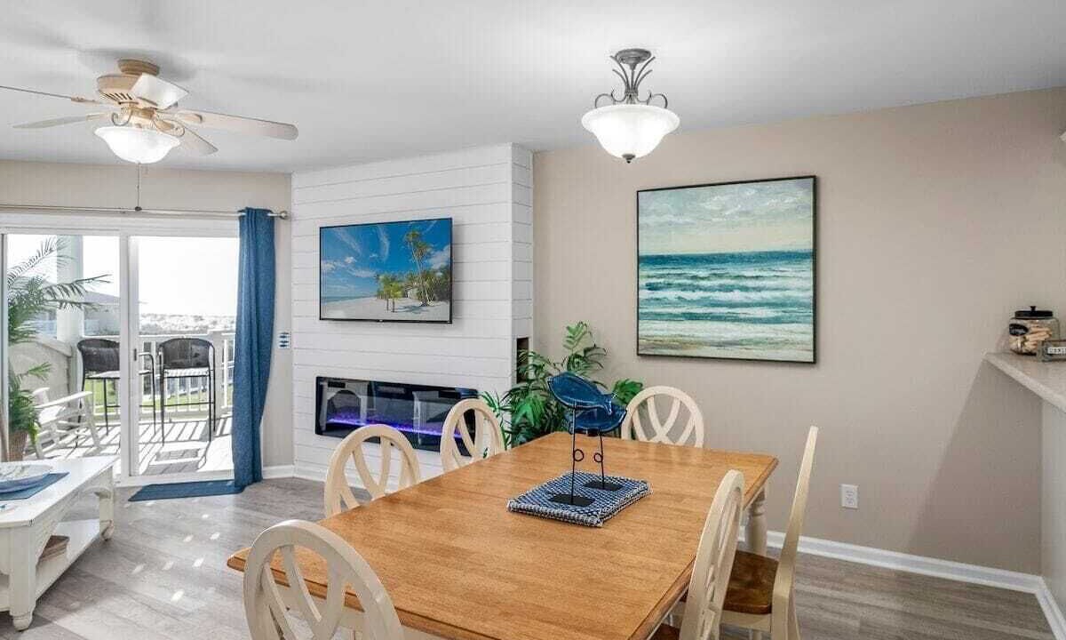 Photo of Bedroom in Long Beach