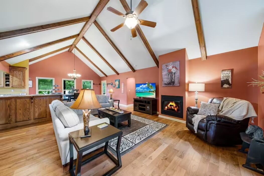 Photo of Livingroom in Jamestown