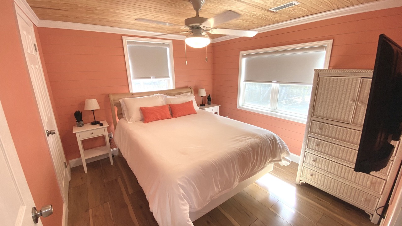 Photo of Bedroom in Tranquil Harbour