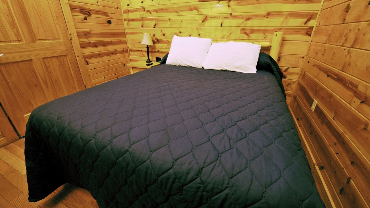 Photo of Bedroom in Blue Jay