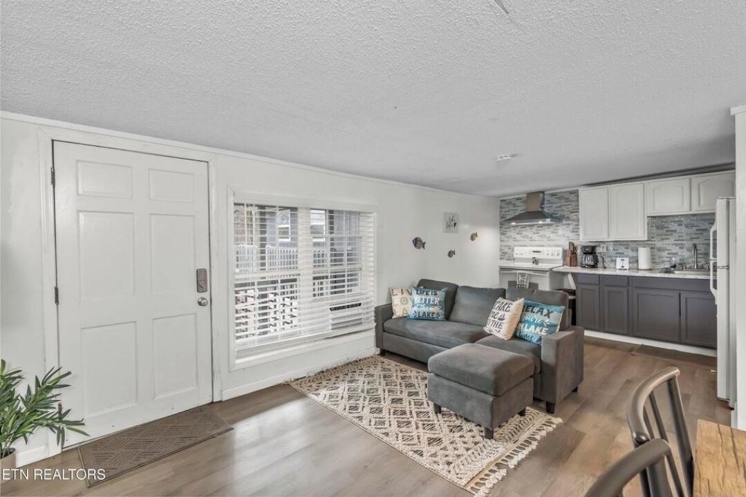 Photo of Livingroom in Dayton