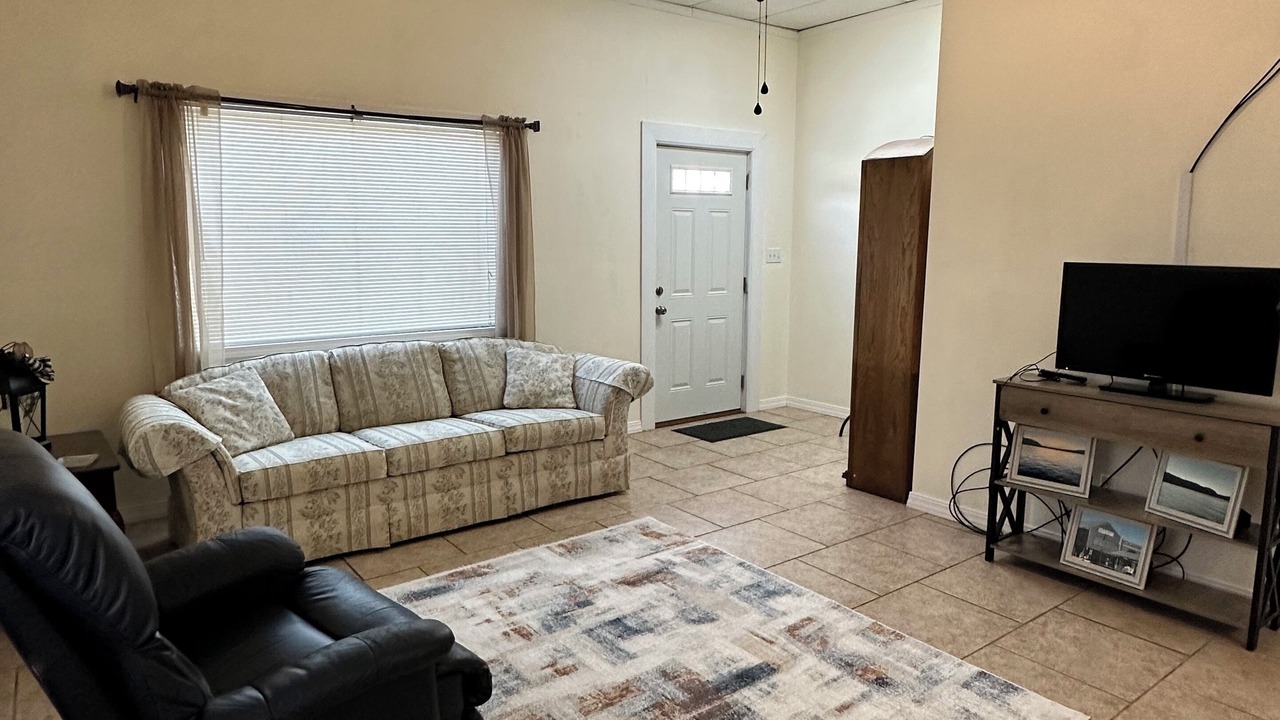 Photo of Livingroom in Monticello