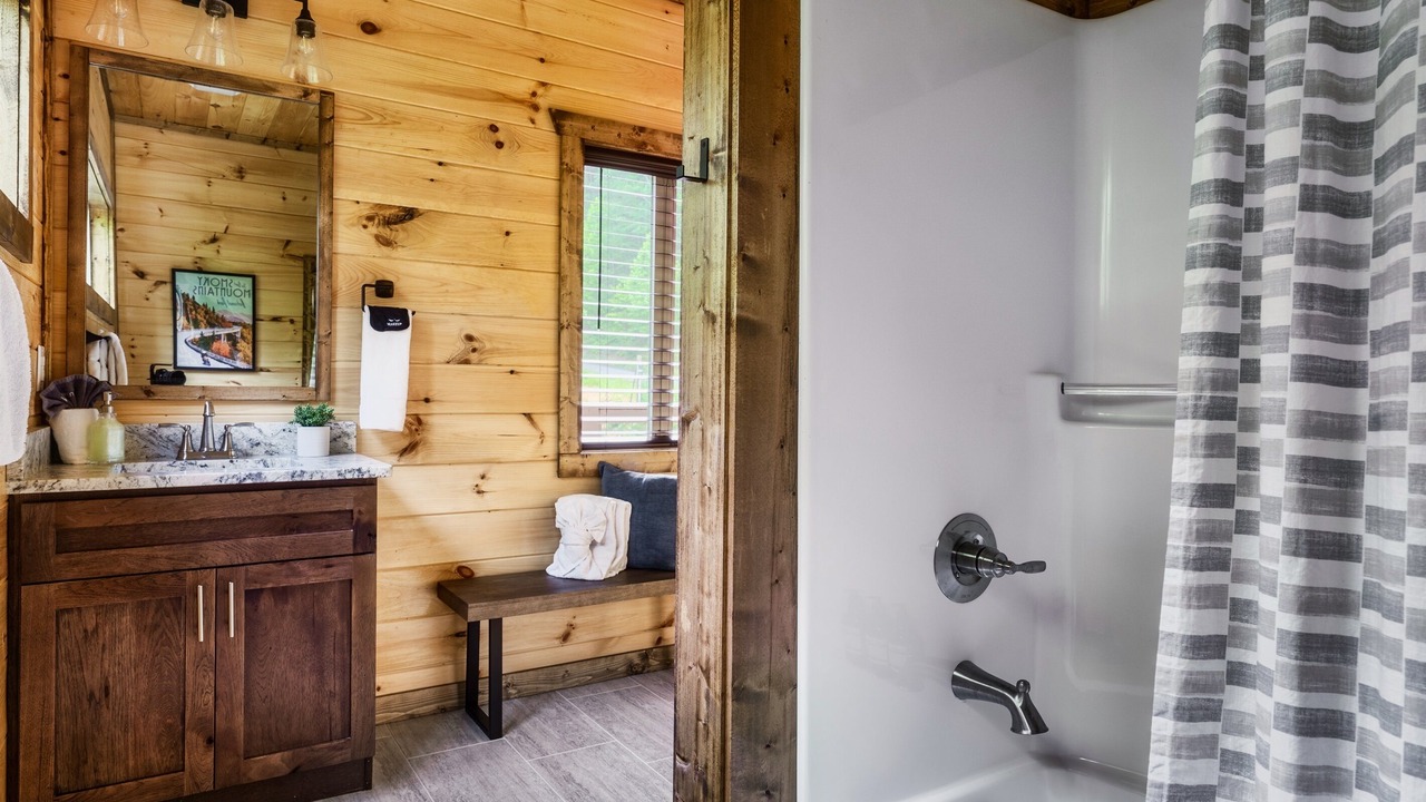 Photo of Bathroom in Wears Valley