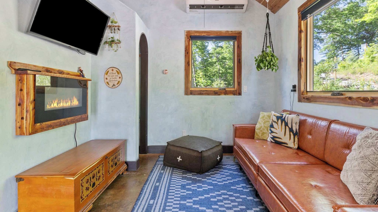 Photo of Livingroom in Lupton City