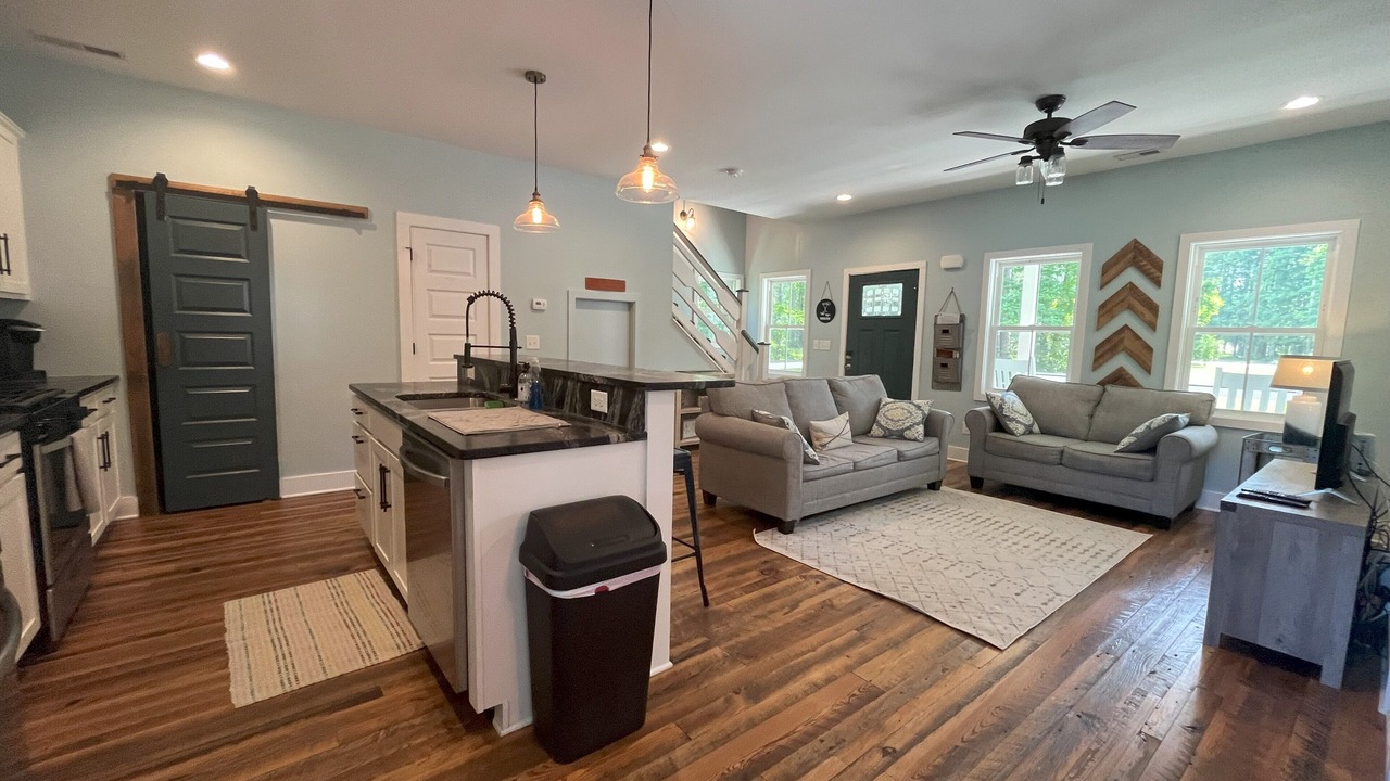 Photo of Livingroom in Minnesott Beach