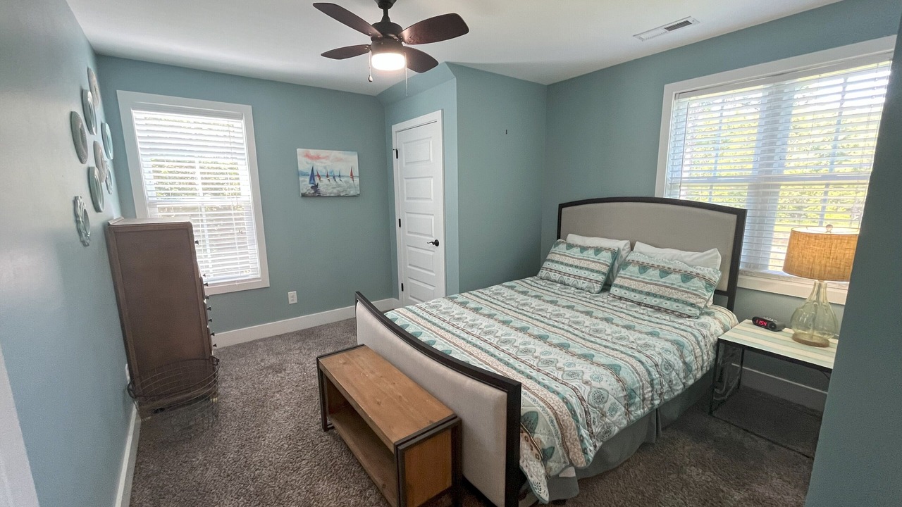 Photo of Bedroom in Minnesott Beach