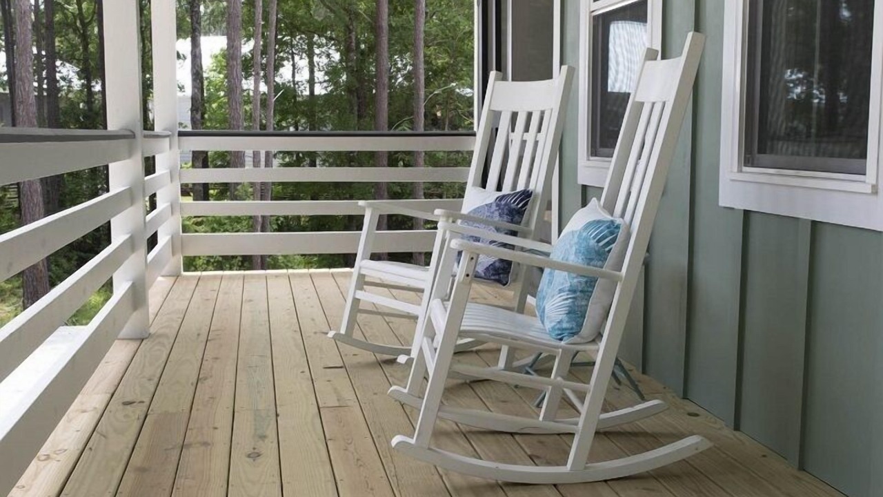 Photo of Patio Balcony in Minnesott Beach