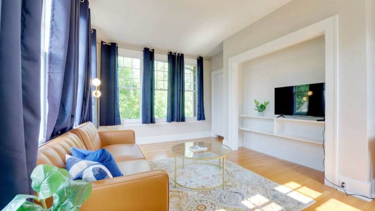 Photo of Livingroom in Southwest Raleigh