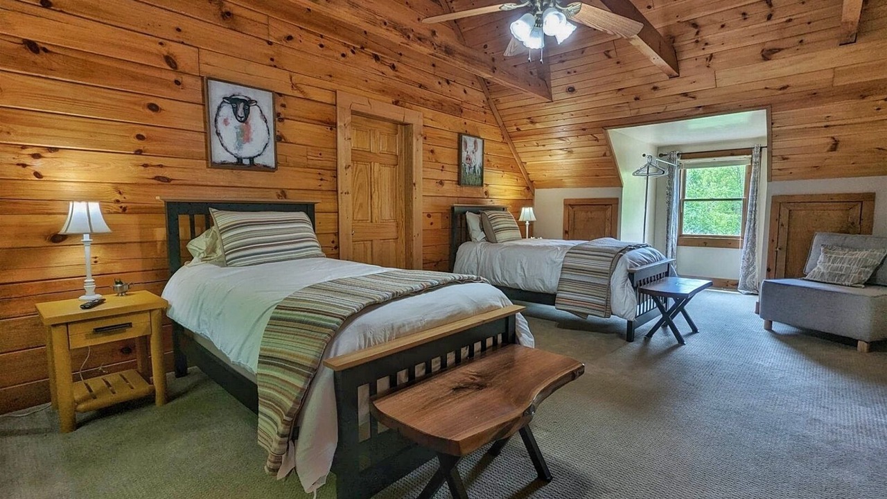 Photo of Bedroom in Waynesville