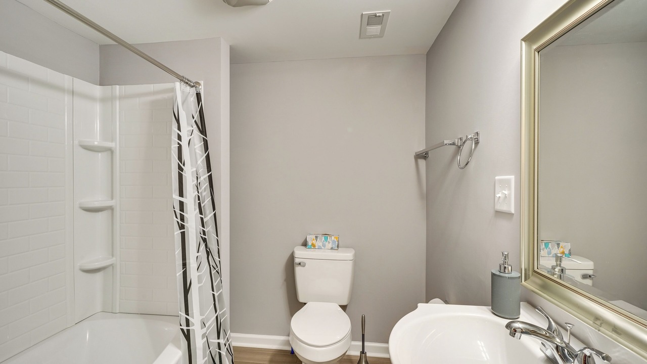 Photo of Bathroom in Forest Oaks