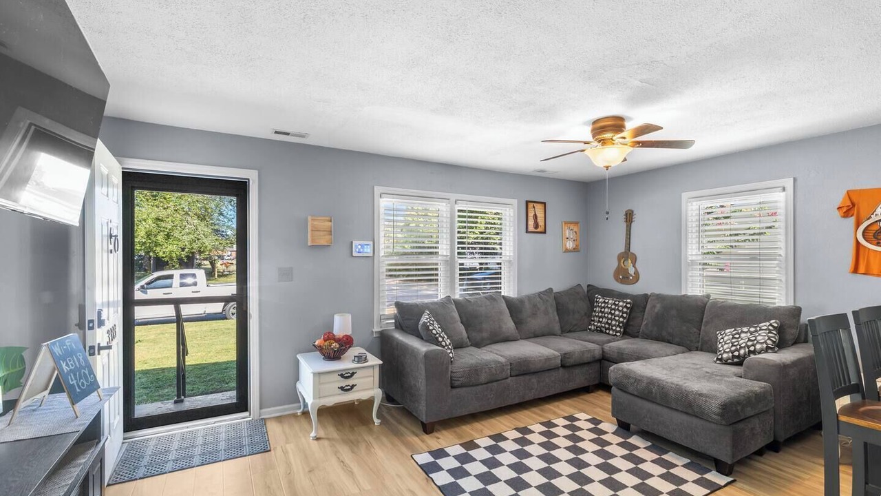 Photo of Livingroom in Owensboro