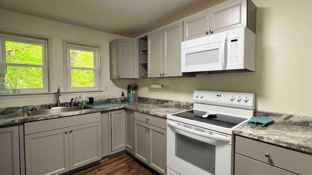 Photo of Kitchen in La Follette