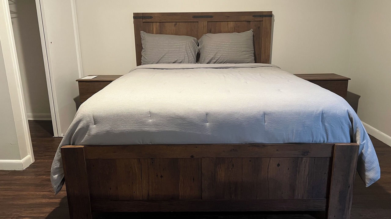 Photo of Bedroom in Newcomb