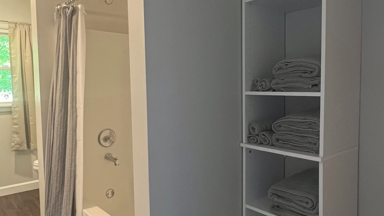 Photo of Bathroom in Newcomb