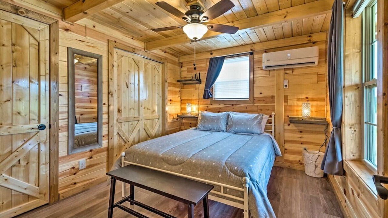 Photo of Bedroom in Mammoth Cave