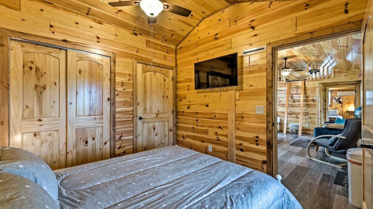 Photo of Bedroom in Cub Run