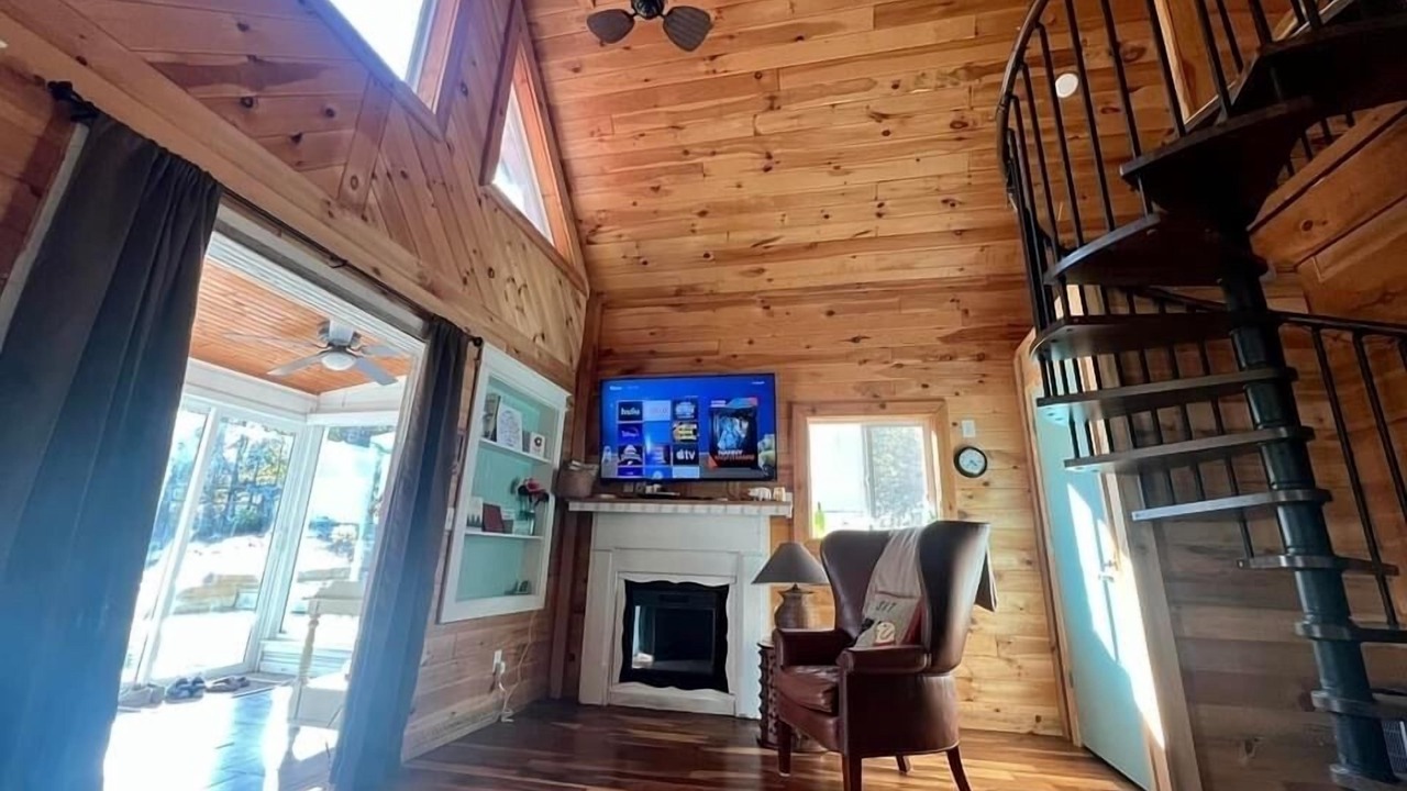 Photo of Livingroom in Brevard