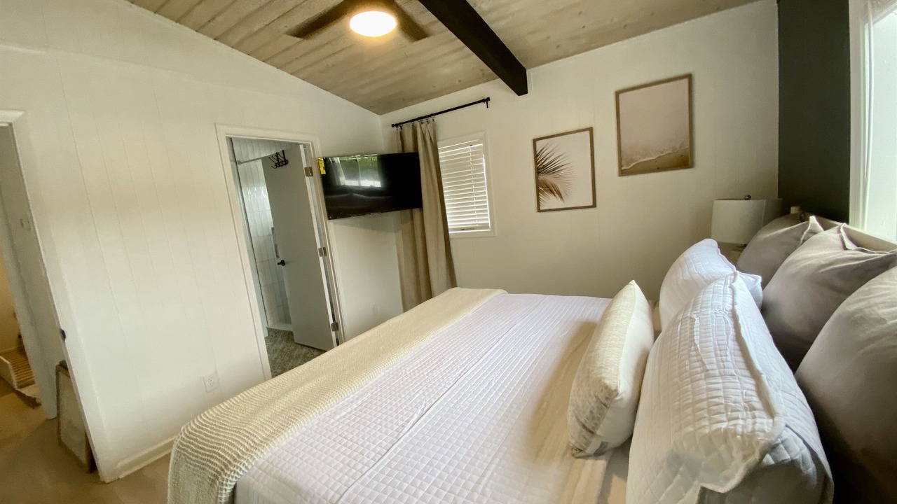 Photo of Bedroom in Sandbridge