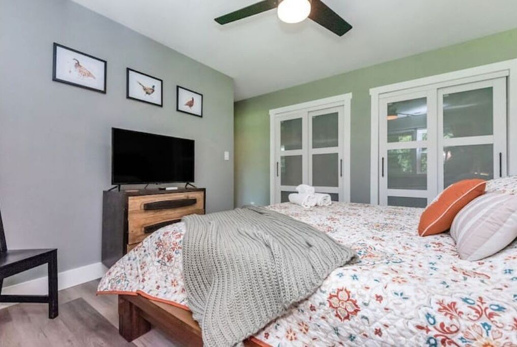Photo of Bedroom in South Belmont