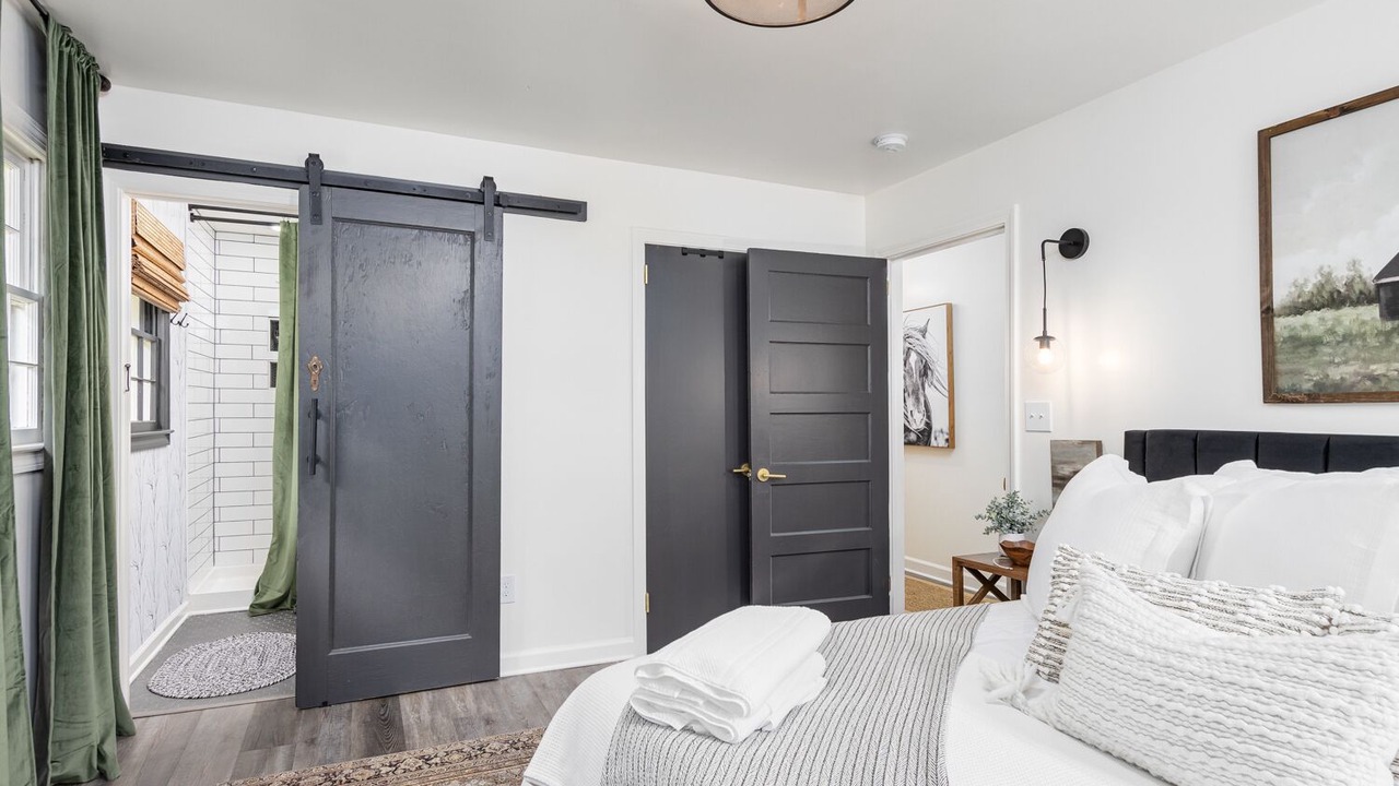 Photo of Bedroom in Taylors