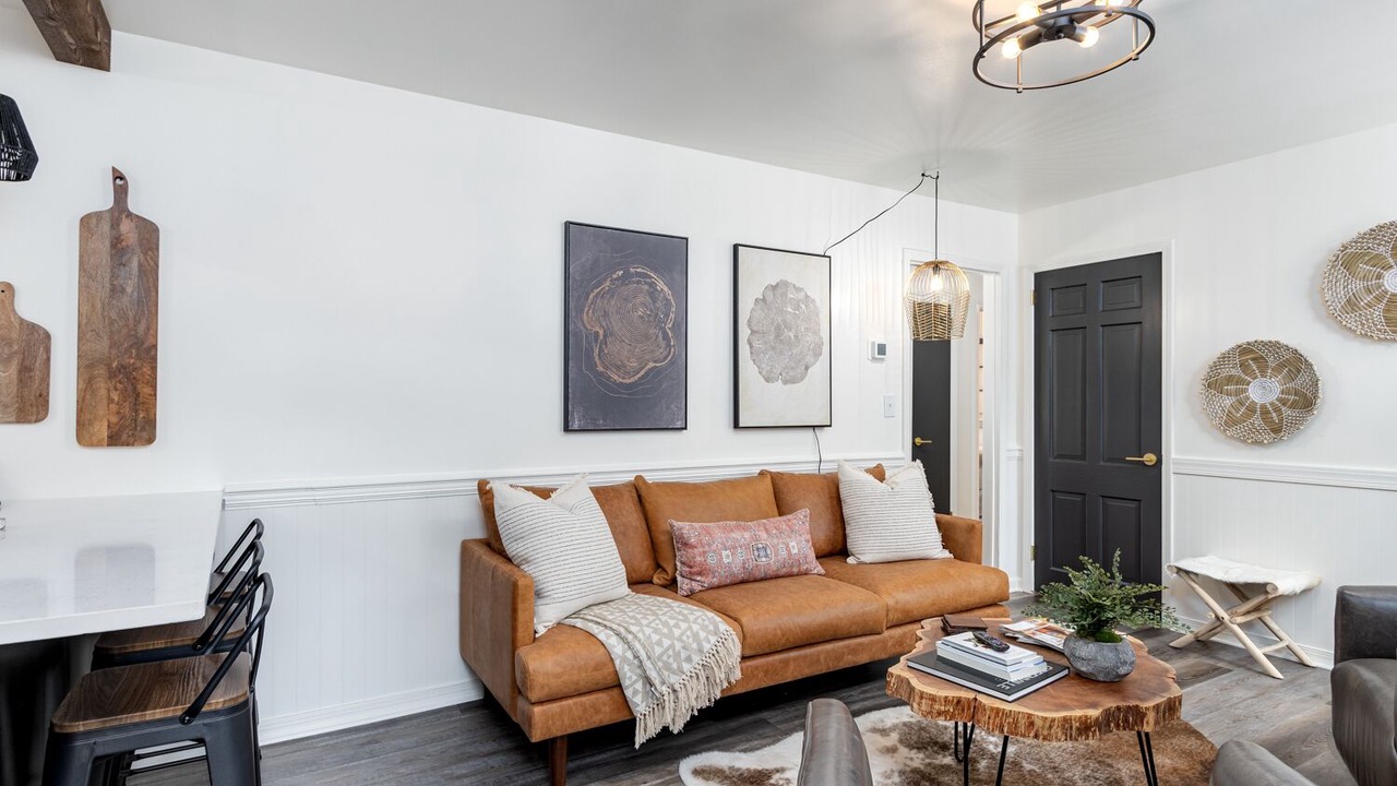 Photo of Livingroom in Taylors