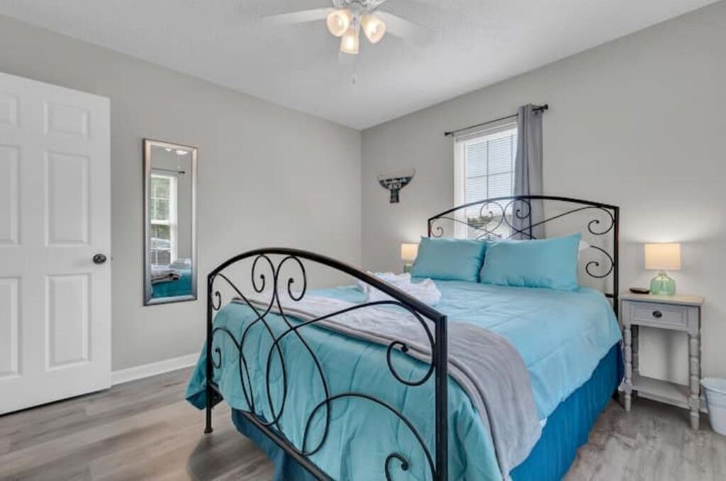 Photo of Bedroom in Silver Lake