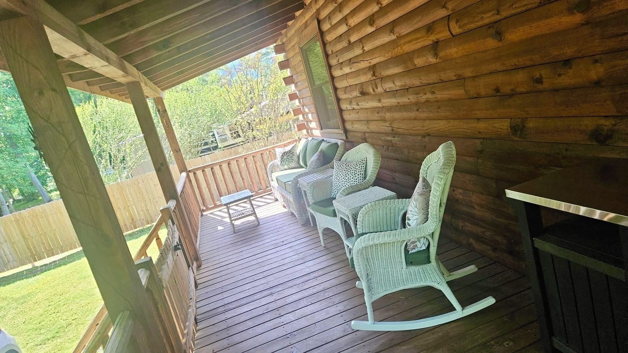 Photo of Patio Balcony in Greenbrier River