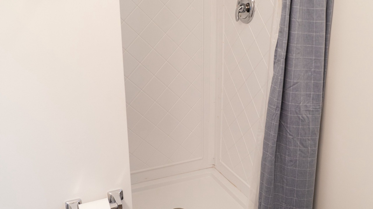 Photo of Bathroom in Luray
