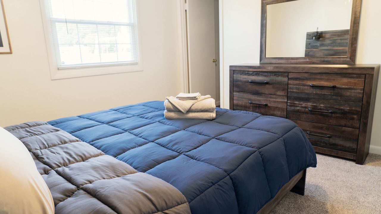 Photo of Bedroom in Luray