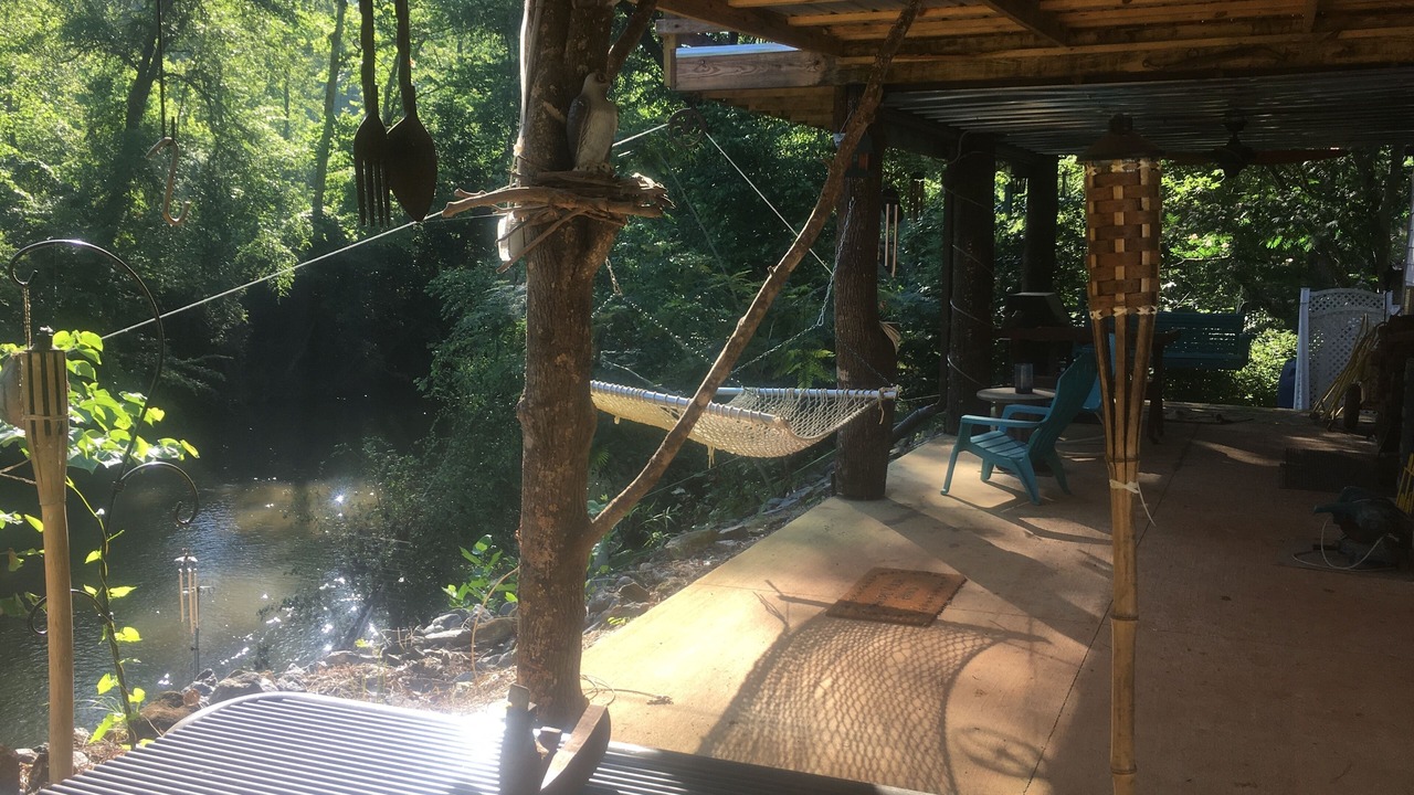 Photo of Patio Balcony in Henry