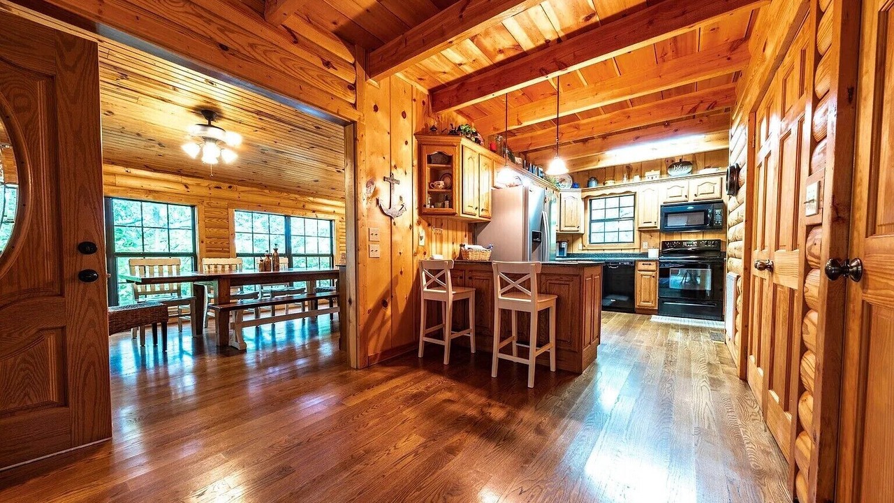 Photo of Kitchen in Cub Run