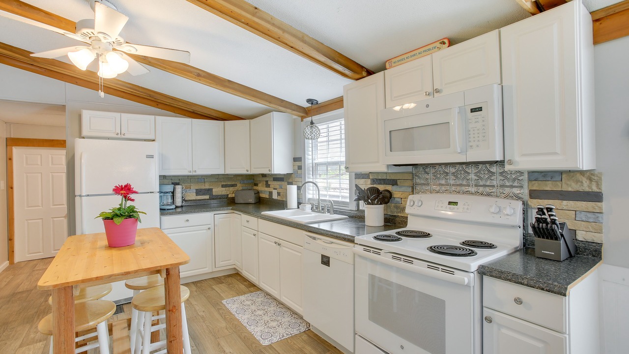 Photo of Kitchen in Byrdstown
