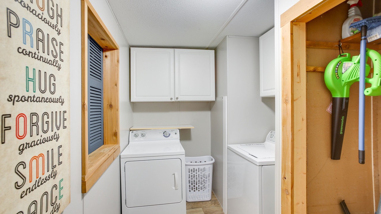 Photo of Bedroom in Byrdstown