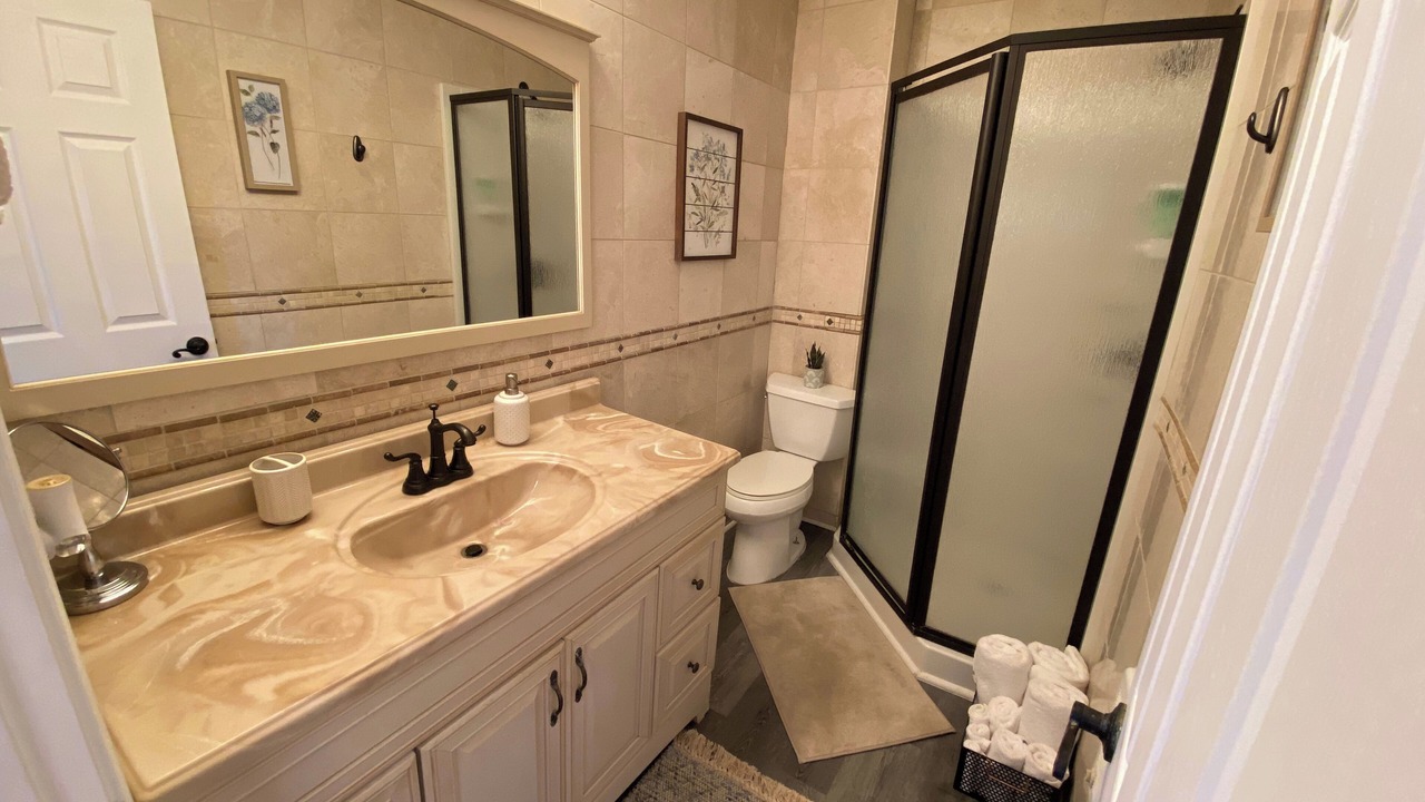 Photo of Bathroom in Lerona