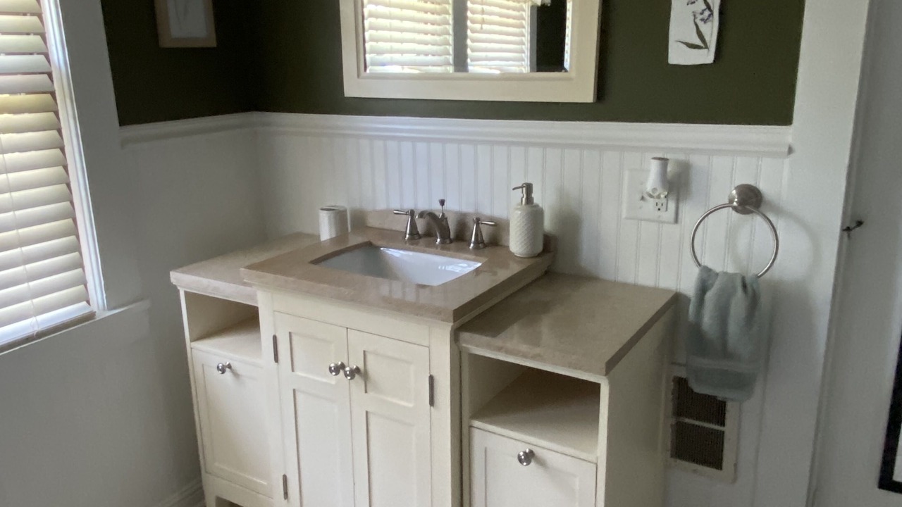 Photo of Bathroom in Lerona