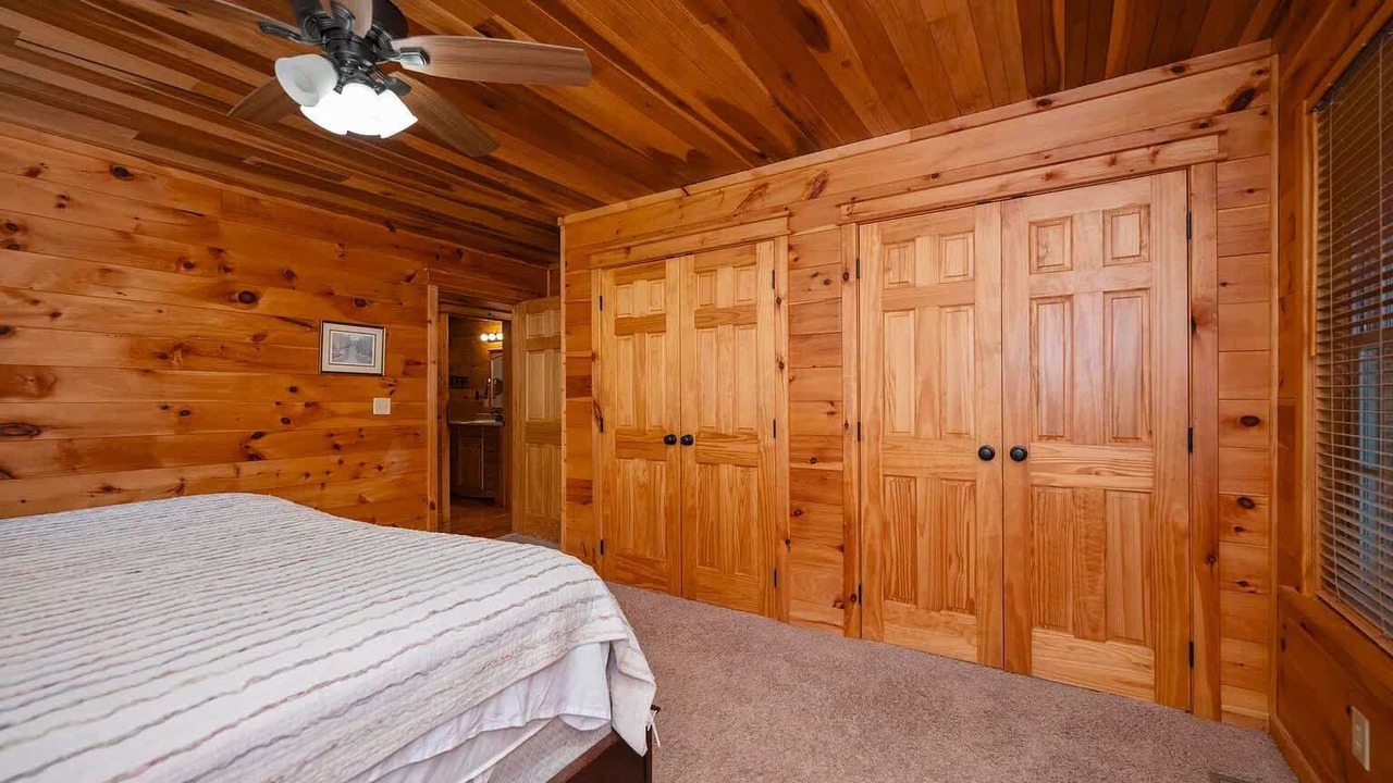 Photo of Bedroom in Means