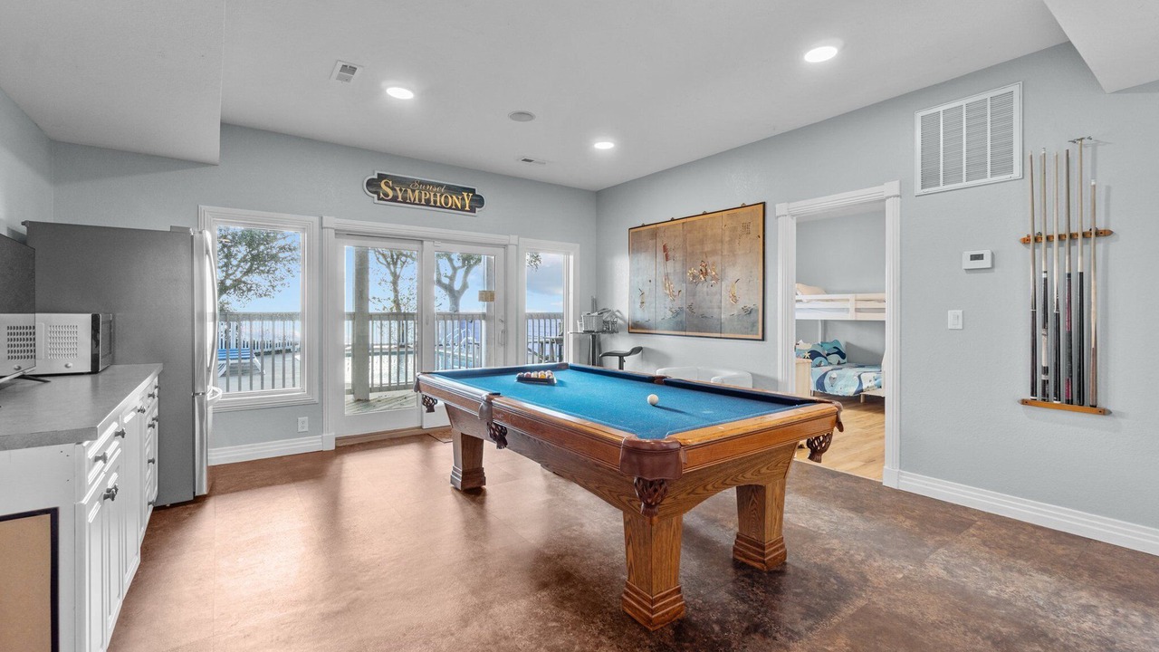 Photo of Bedroom in Monteray Shores