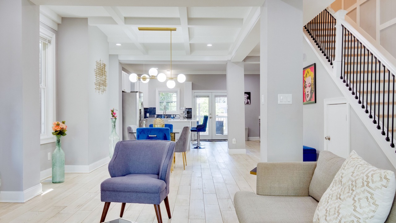 Photo of Livingroom in Church Hill