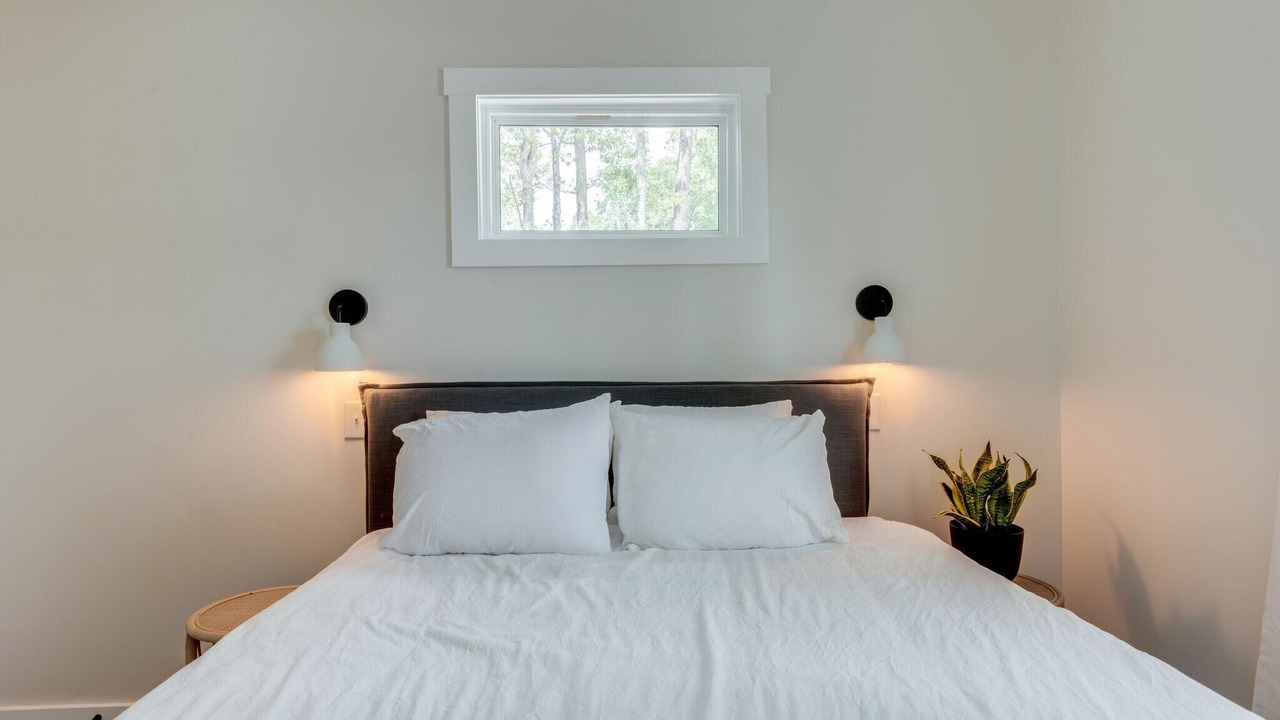 Photo of Bedroom in Tracy City