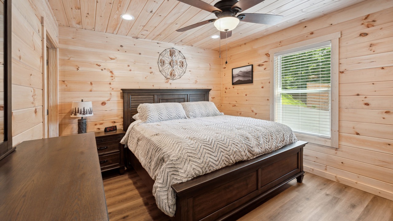 Photo of Bedroom in Bryson City
