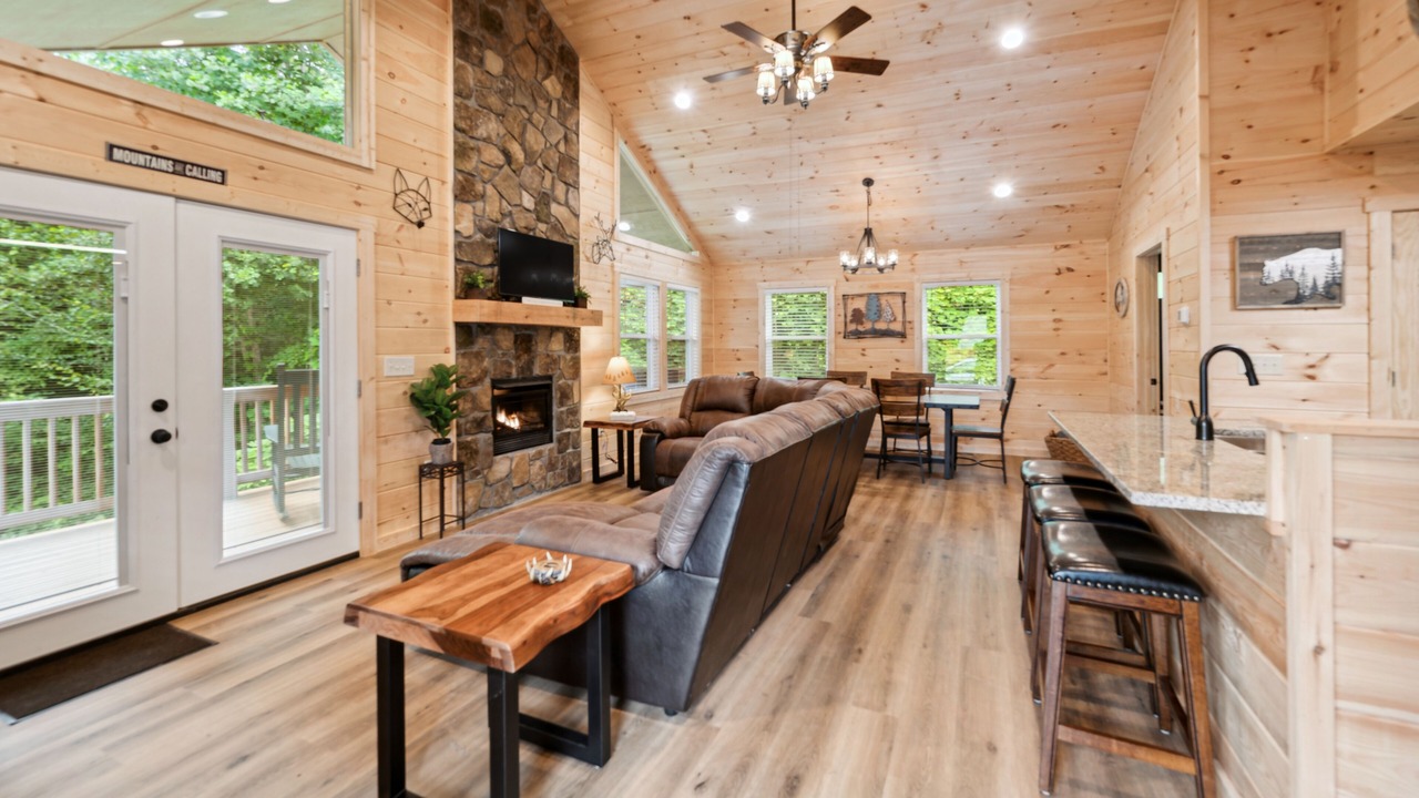 Photo of Livingroom in Bryson City