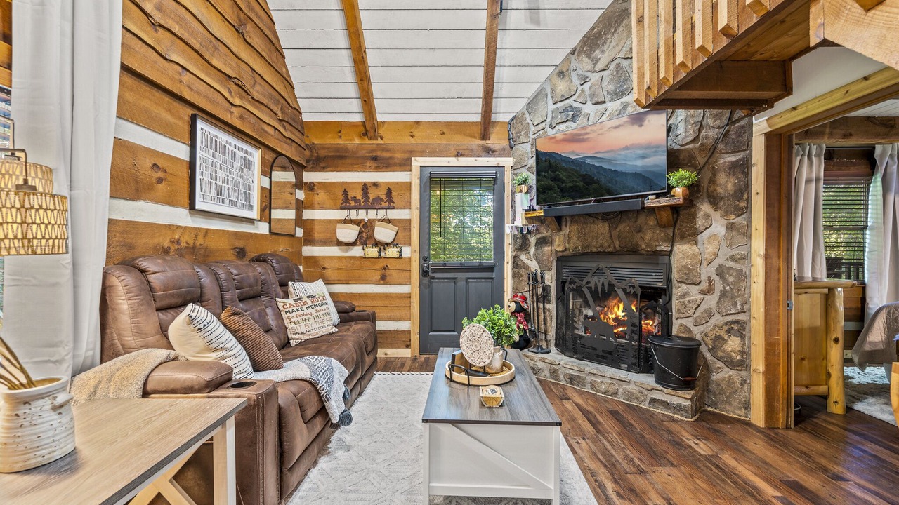 Photo of Livingroom in Townsend