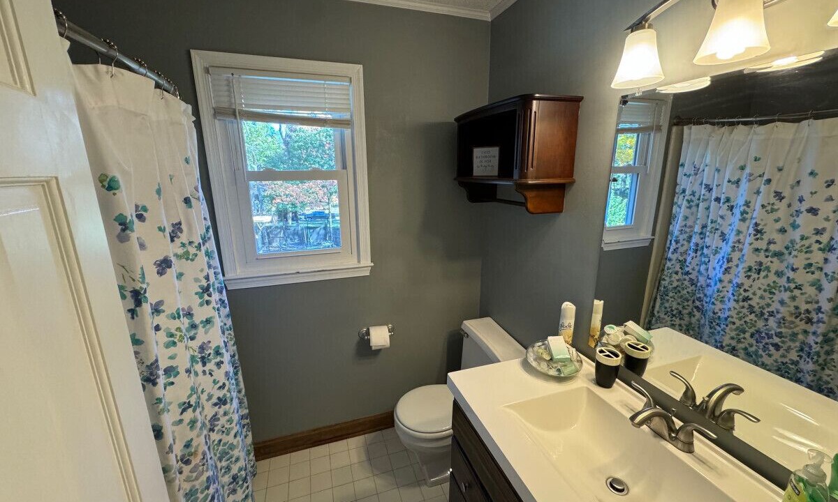 Photo of Bathroom in High Point