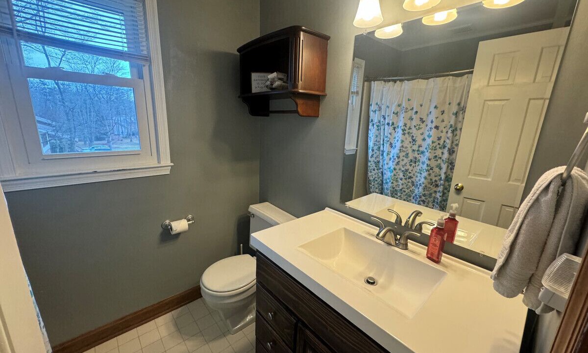 Photo of Bathroom in High Point