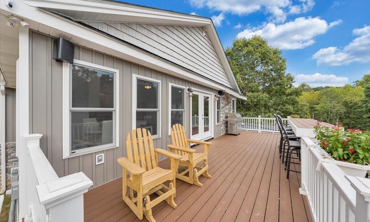 Photo of Patio Balcony in Goodview