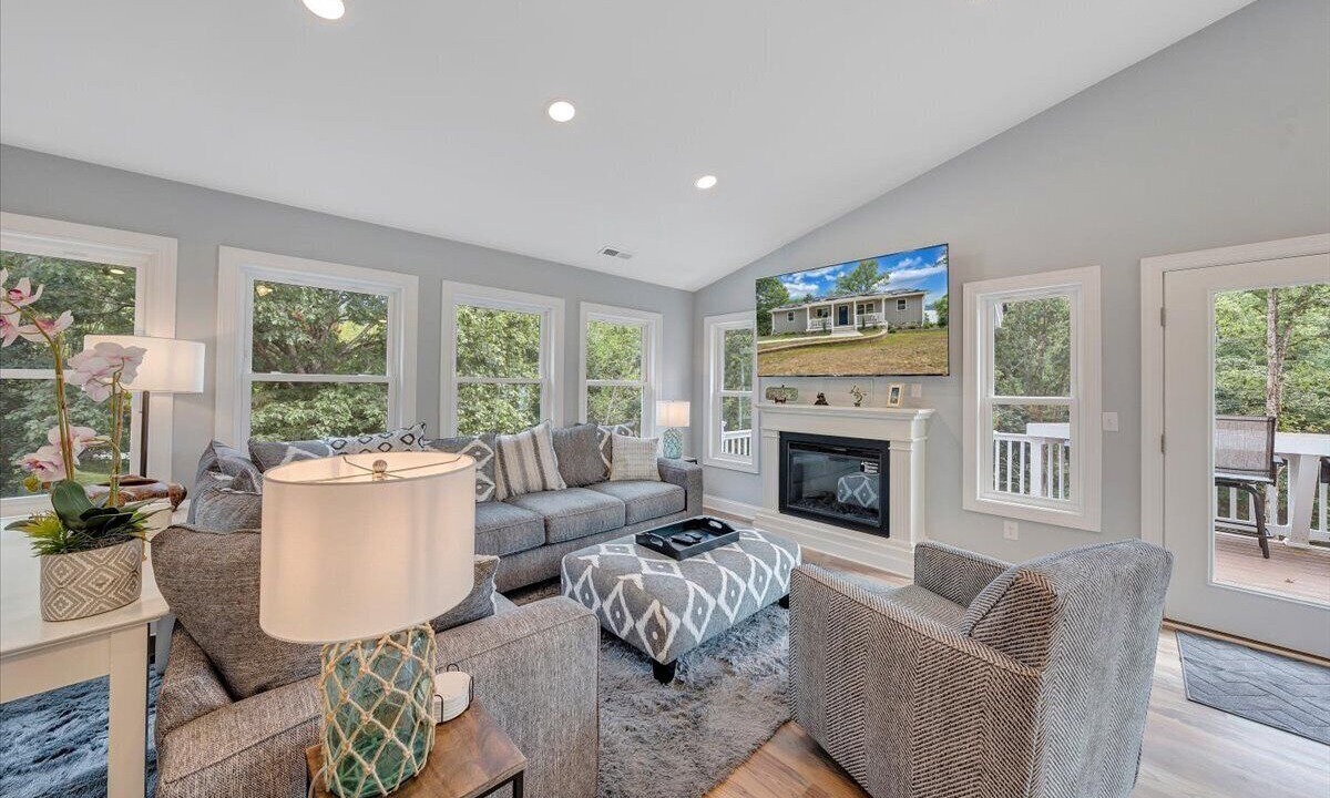 Photo of Livingroom in Goodview