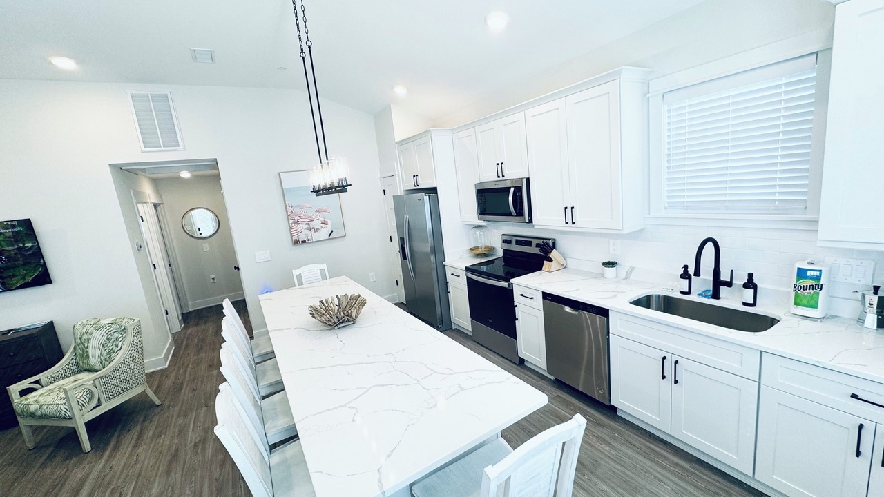 Photo of Kitchen in Corolla Light