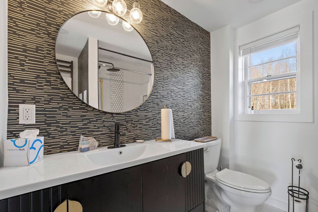 Photo of Bathroom in Disputanta