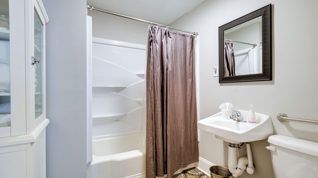 Photo of Bathroom in Travelers Rest