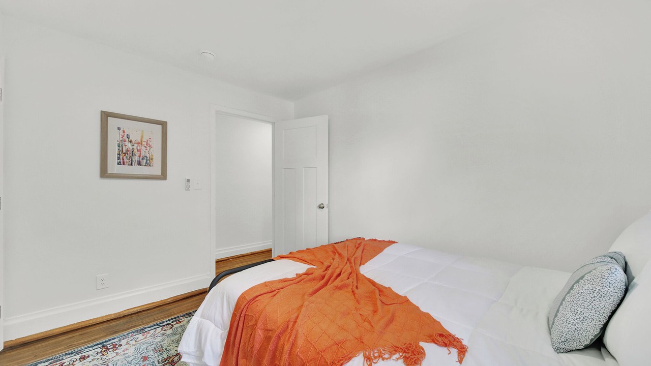 Photo of Bedroom in Cherry